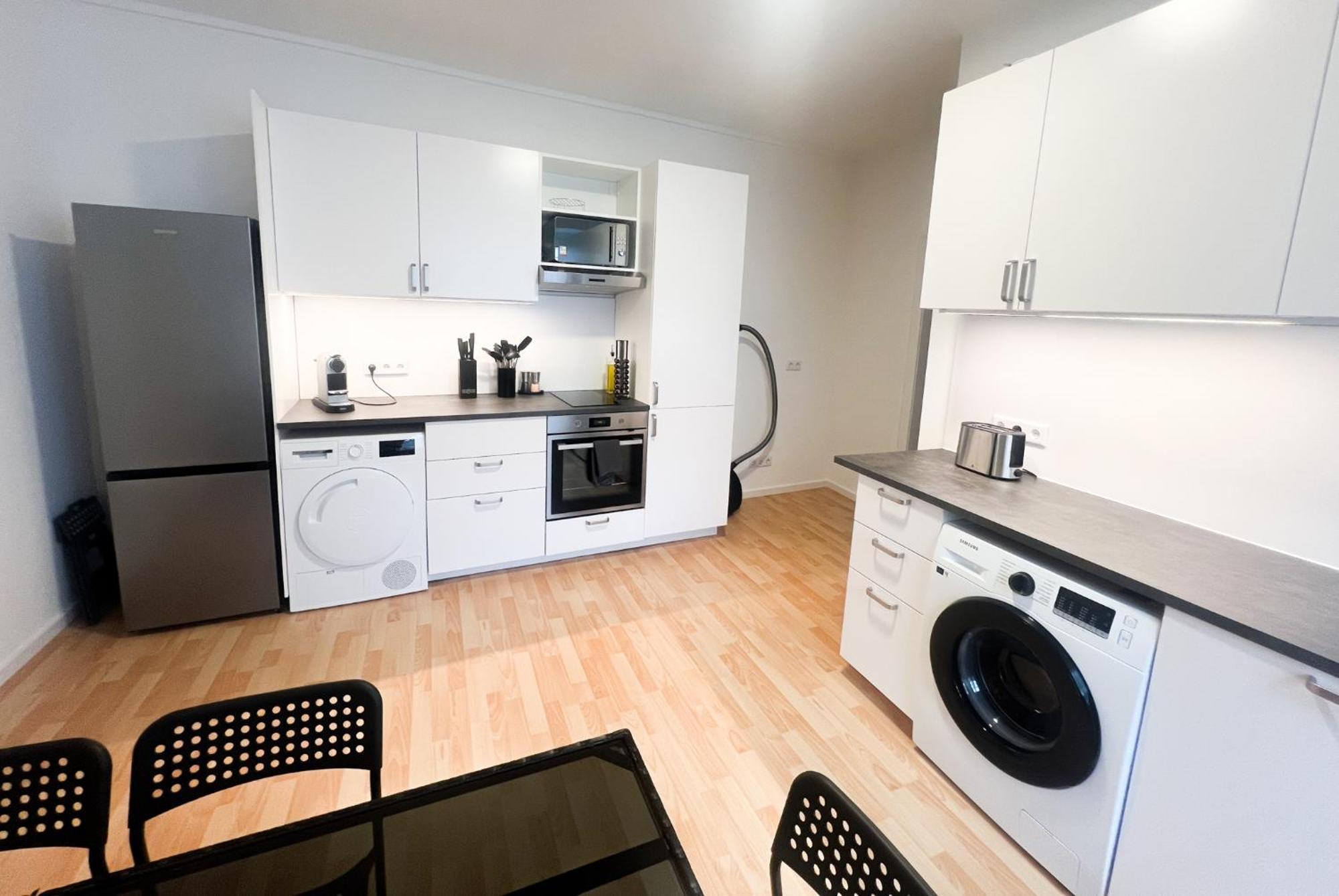 Vibehome Duesseldorf - Stadtmitte エクステリア 写真